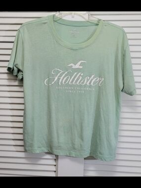 Hollister Women M Light Green Logo Short Sleeve Crew Neck Cotton T-Shirt